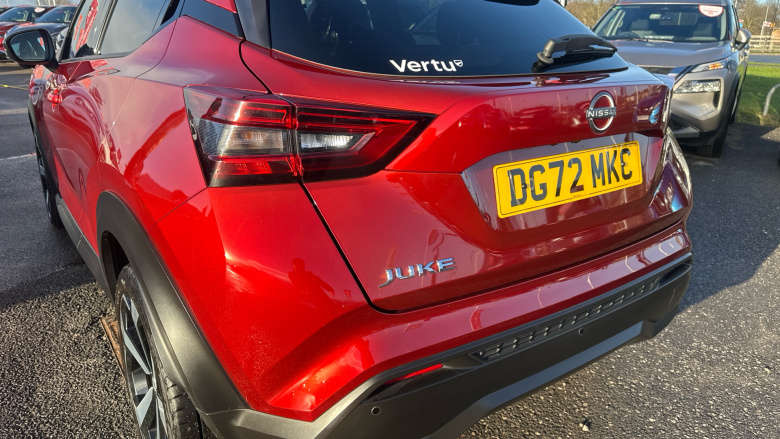 Nissan Juke 1.0 DiG-T 114 Tekna 5dr Petrol Hatchback